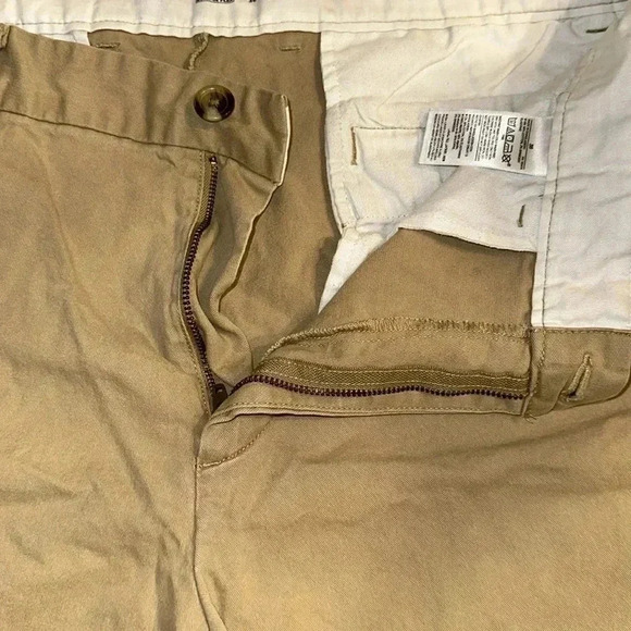 old Navy men flat front khaki shorts size 36 - Picture 5 of 7